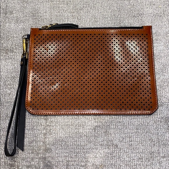 Etienne Aigner leather pouch - Picture 1 of 7